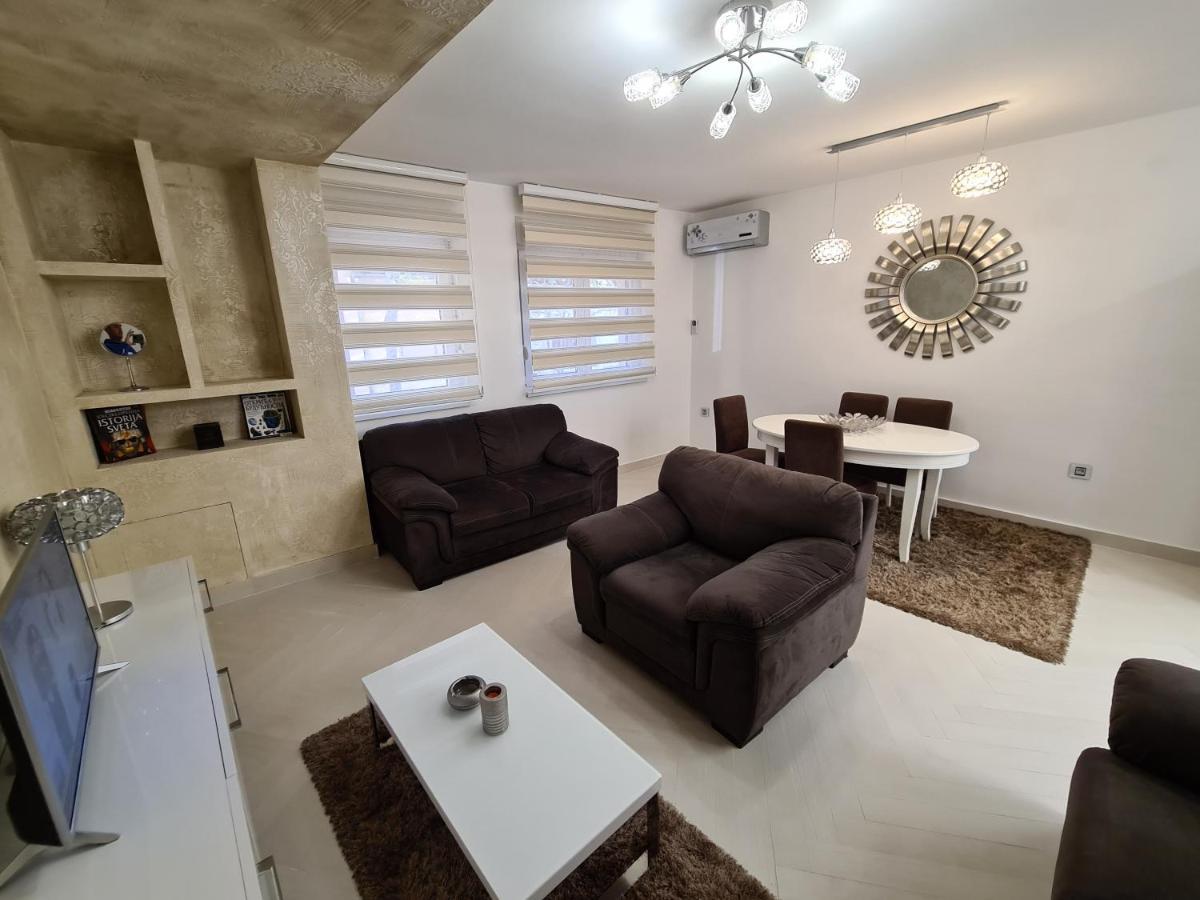 Adonis Apartment 诺威萨 外观 照片