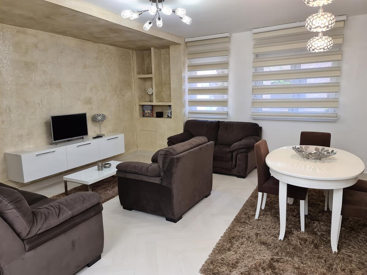 Adonis Apartment 诺威萨 外观 照片